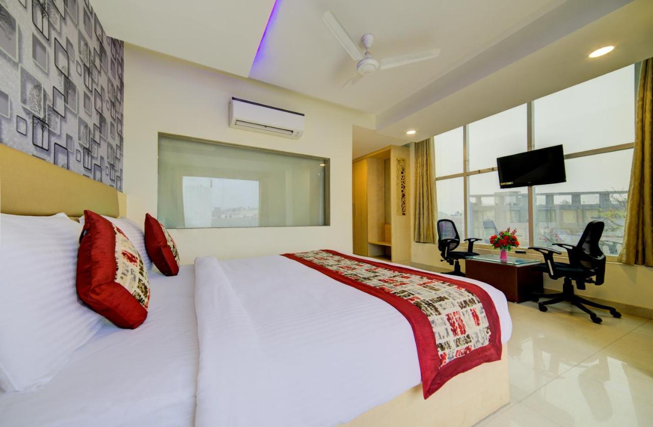 Airport Hotel Daya Capitol New Delhi Exterior photo
